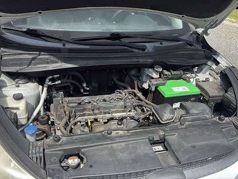 Used 2013 Hyundai Tucson GL FWD image 20