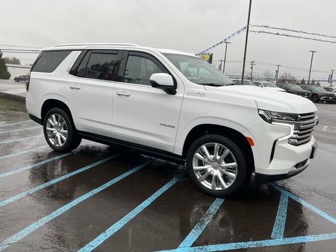 Used 2024 Chevrolet Tahoe High Country w/ Premium Package image 7