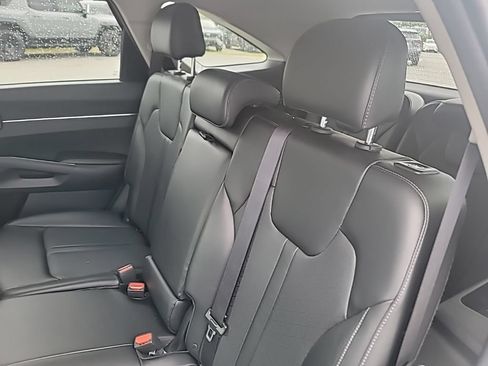 Certified 2023 Kia Sorento S FWD image 11