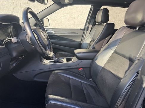 Used 2020 Jeep Grand Cherokee Altitude image 15