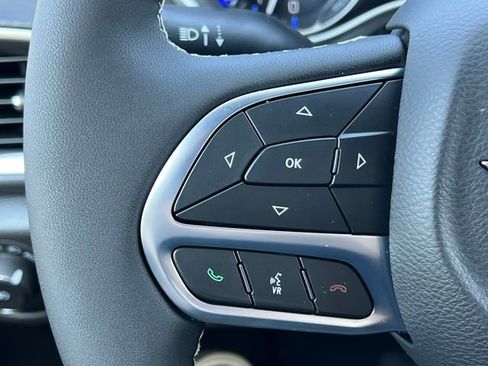 New 2026 Chrysler Pacifica Select FWD image 20