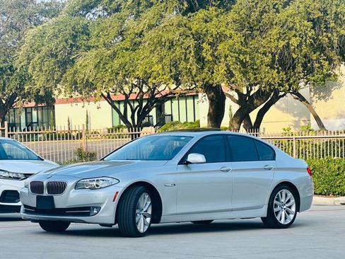 Used 2011 BMW 535i Sedan RWD image 5