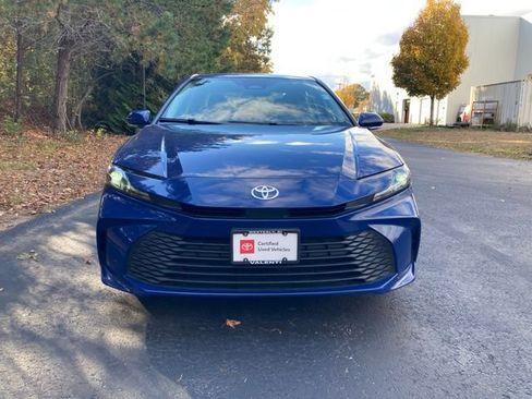 Certified 2025 Toyota Camry LE image 11