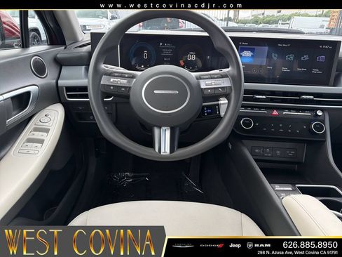 Used 2025 Hyundai Sonata SEL FWD image 13