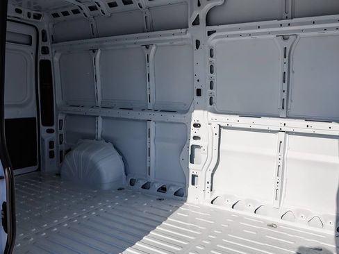 New 2026 RAM ProMaster 2500 w/ Convenience Group FWD image 21