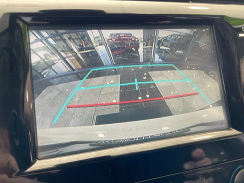 Used 2019 Toyota Camry LE FWD image 16