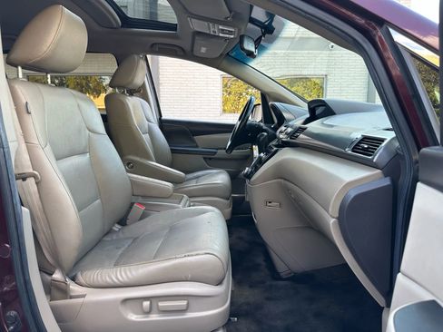 Used 2011 Honda Odyssey EX-L image 23