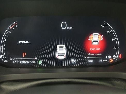 Used 2024 Acura MDX SH-AWD w/ Technology Package image 17
