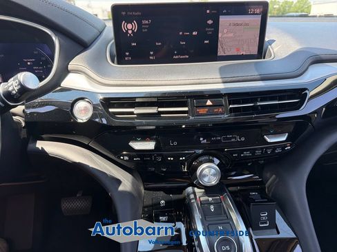 Used 2024 Acura MDX SH-AWD w/ Technology Package image 16
