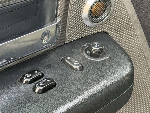 Used 2006 Ford F150 XLT image 10