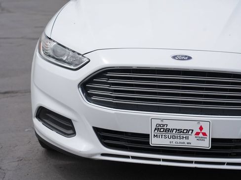 Used 2016 Ford Fusion S FWD image 9