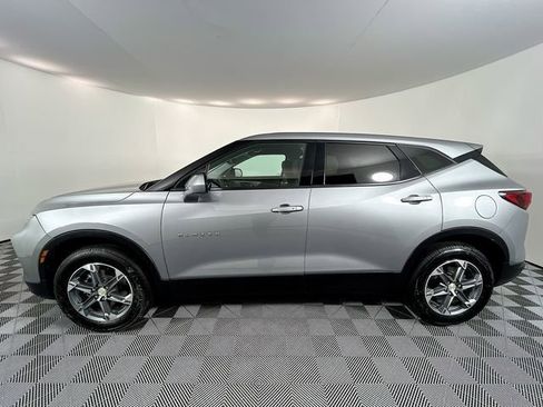 Used 2023 Chevrolet Blazer LT image 5