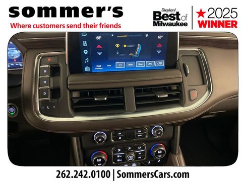 Used 2022 Chevrolet Suburban LT w/ LT Signature Plus Package AWD/4WD image 16