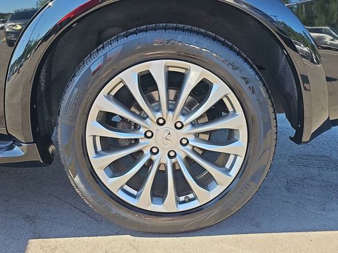 Used 2017 INFINITI QX80 4WD w/ Driver Assistance Package image 31