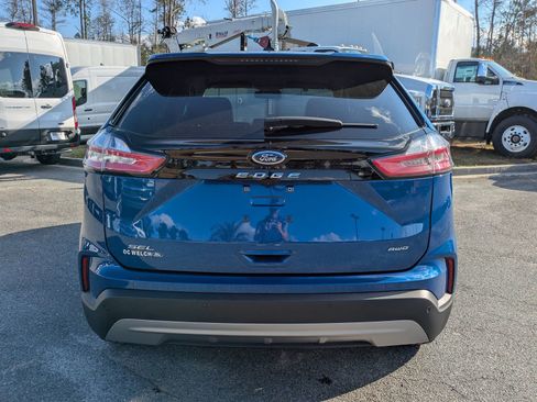 Certified 2024 Ford Edge SEL w/ Convenience Package image 6