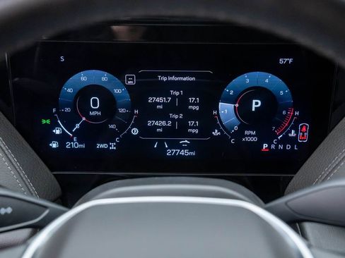 Used 2025 GMC Yukon Denali image 22