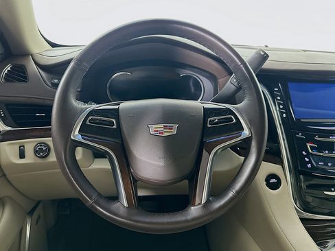 Used 2017 Cadillac Escalade Luxury image 18