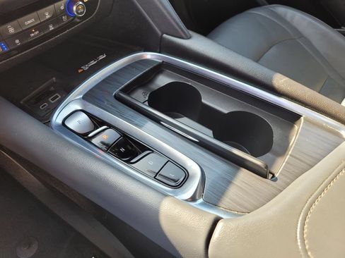 Used 2022 Buick Enclave Premium FWD image 28