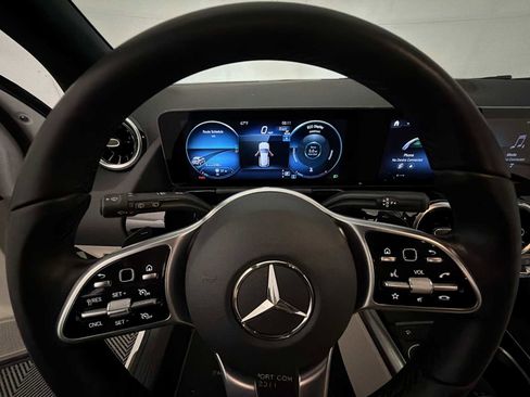 Used 2023 Mercedes-Benz GLA 250 GLA 250 image 13