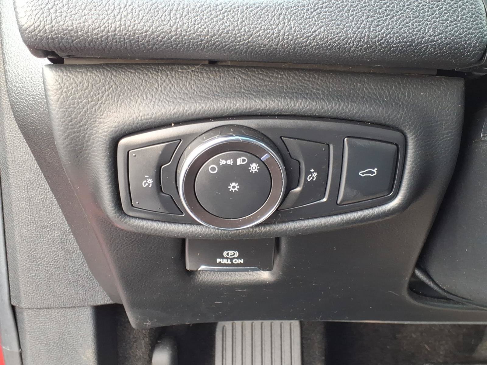 Used 2018 Lincoln MKZ Reserve FWD image 17