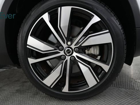 Used 2021 Volvo XC40 P8 Recharge w/ Advanced Package image 20