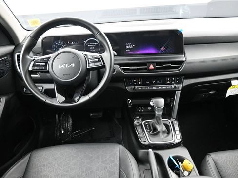 Used 2025 Kia Seltos EX w/ EX Sunroof Package AWD/4WD image 20