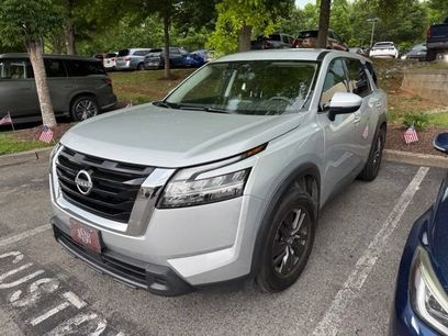 Used 2022 Nissan Pathfinder S
