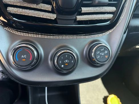 Used 2022 Chevrolet Spark LT FWD image 13