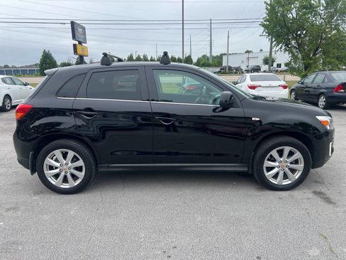 Used 2013 Buick Enclave Premium FWD image 4