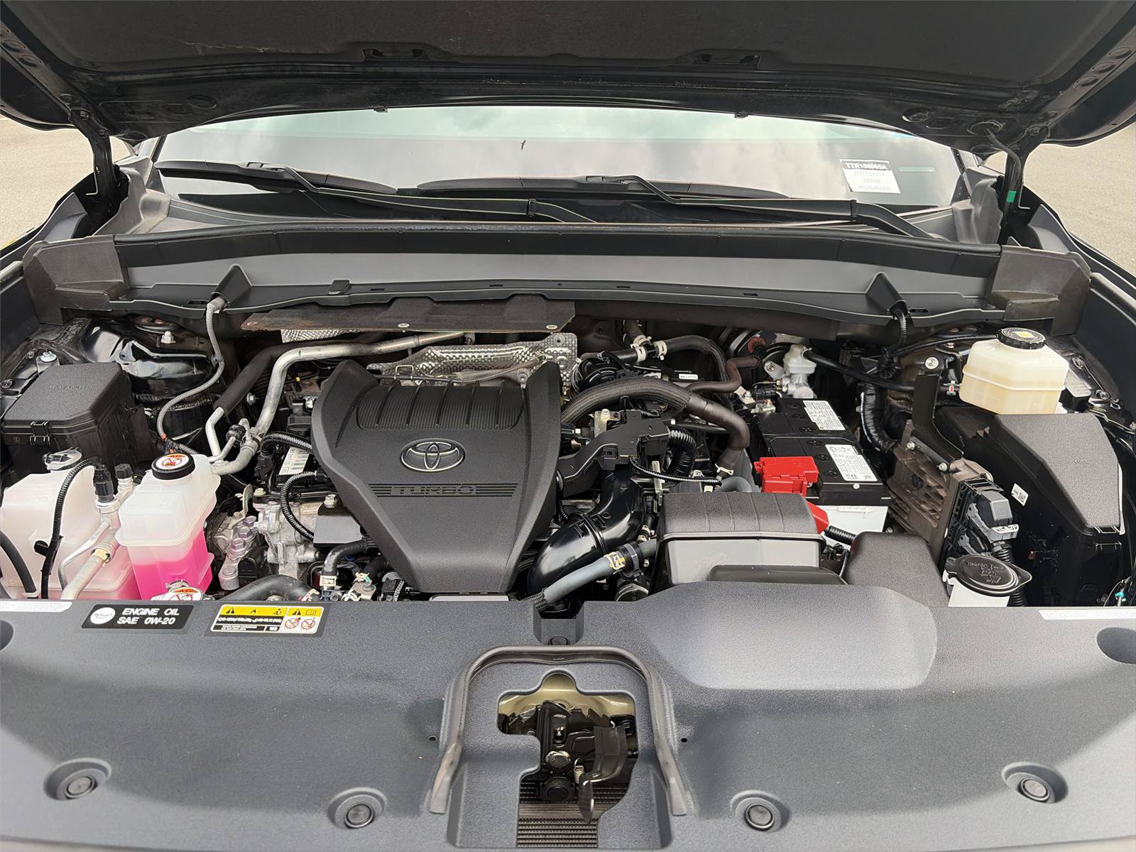Used 2025 Toyota Grand Highlander AWD image 30
