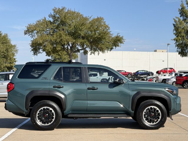 Used 2026 Toyota 4Runner TRD Off-Road Premium AWD/4WD image 3