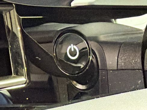Certified 2025 Porsche Taycan RWD image 34