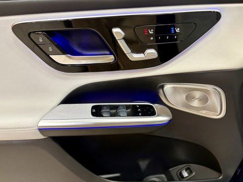 New 2026 Mercedes-Benz GLC 300 image 21