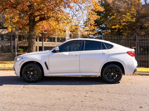 Used 2017 BMW X6 sDrive35i image 11