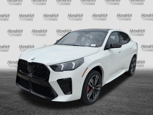 New 2026 BMW X2 xDrive28i w/ M Sport Package AWD/4WD image 7