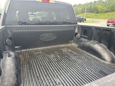 Used 2020 Ford F150 XLT image 37