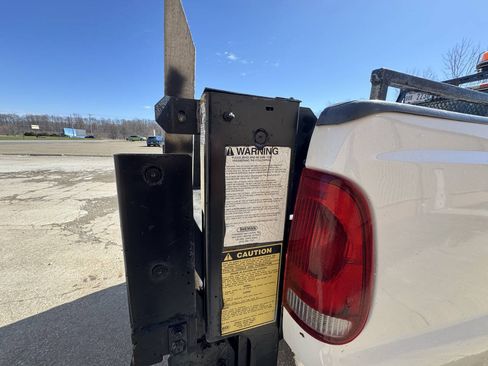 Used 2006 Ford F250 XL AWD/4WD image 9