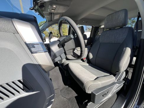 Used 2025 Ford F250 XLT w/ FX4 Off-Road Package image 11