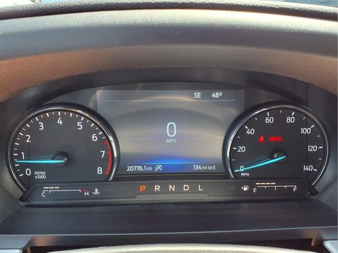 Used 2024 Ford Explorer XLT w/ Equipment Group 202A AWD/4WD image 16