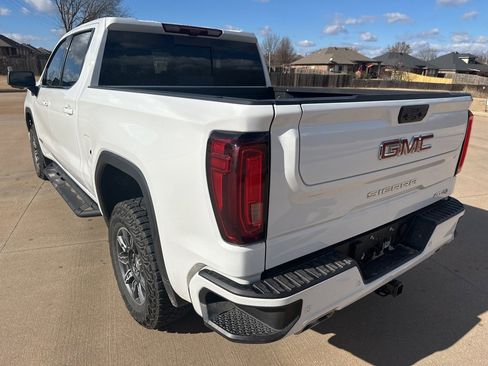 Used 2024 GMC Sierra 1500 AT4 w/ Technology Package image 2