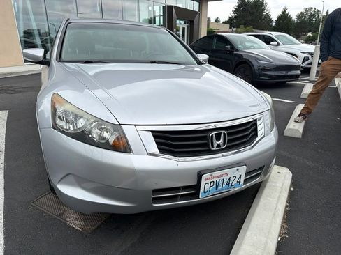 Used 2009 Honda Accord EX-L image 1