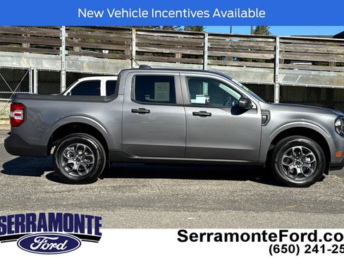 Used 2025 Ford Maverick XLT image 3