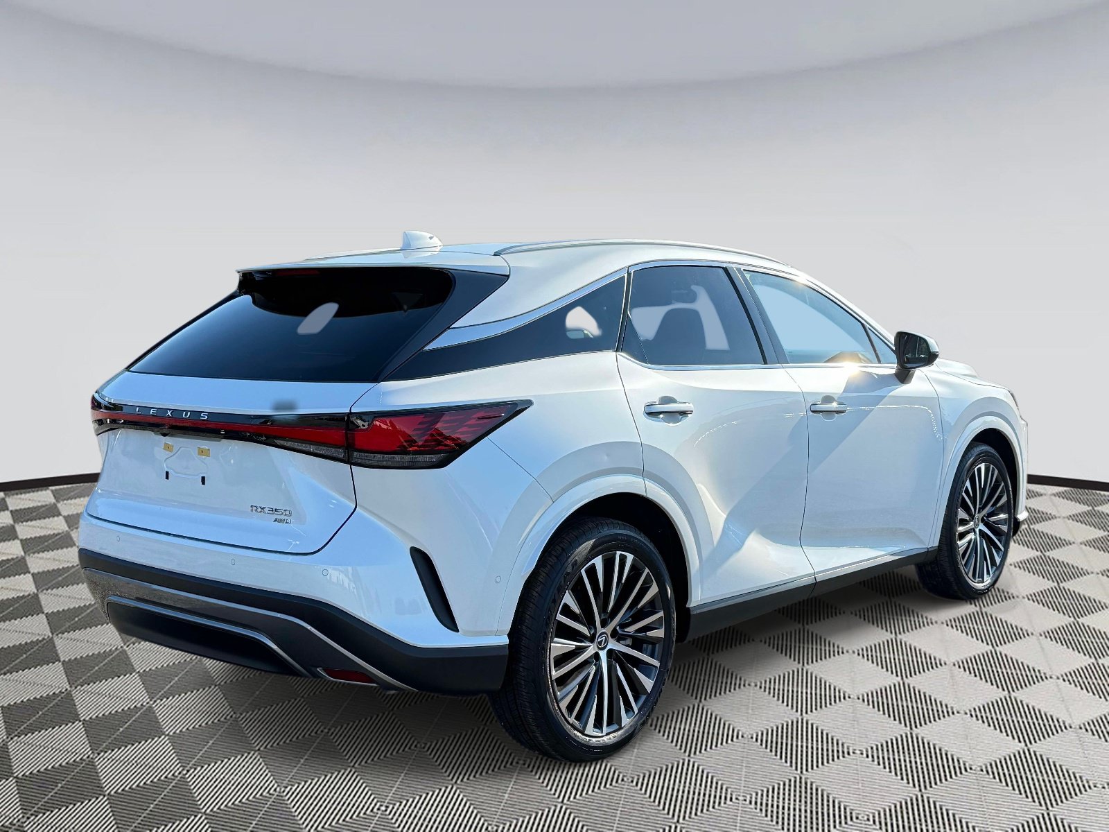 Used 2025 Lexus RX 350 Premium Plus w/ Convenience Package AWD/4WD image 2