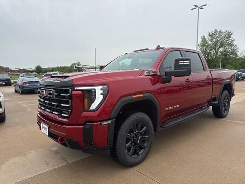 New 2026 GMC Sierra 2500 AT4 w/ AT4 Premium Plus Package AWD/4WD image 10