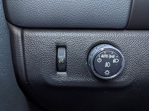 Used 2021 Chevrolet Colorado Z71 image 47