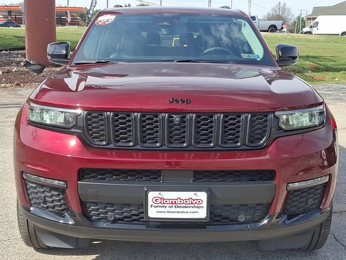 Used 2023 Jeep Grand Cherokee L Limited w/ Luxury Tech Group II image 3