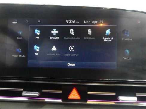 Used 2024 Hyundai Elantra SEL FWD image 44