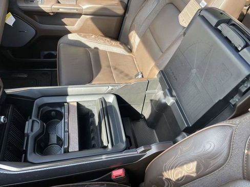 Used 2025 RAM 1500 Limited AWD/4WD image 35