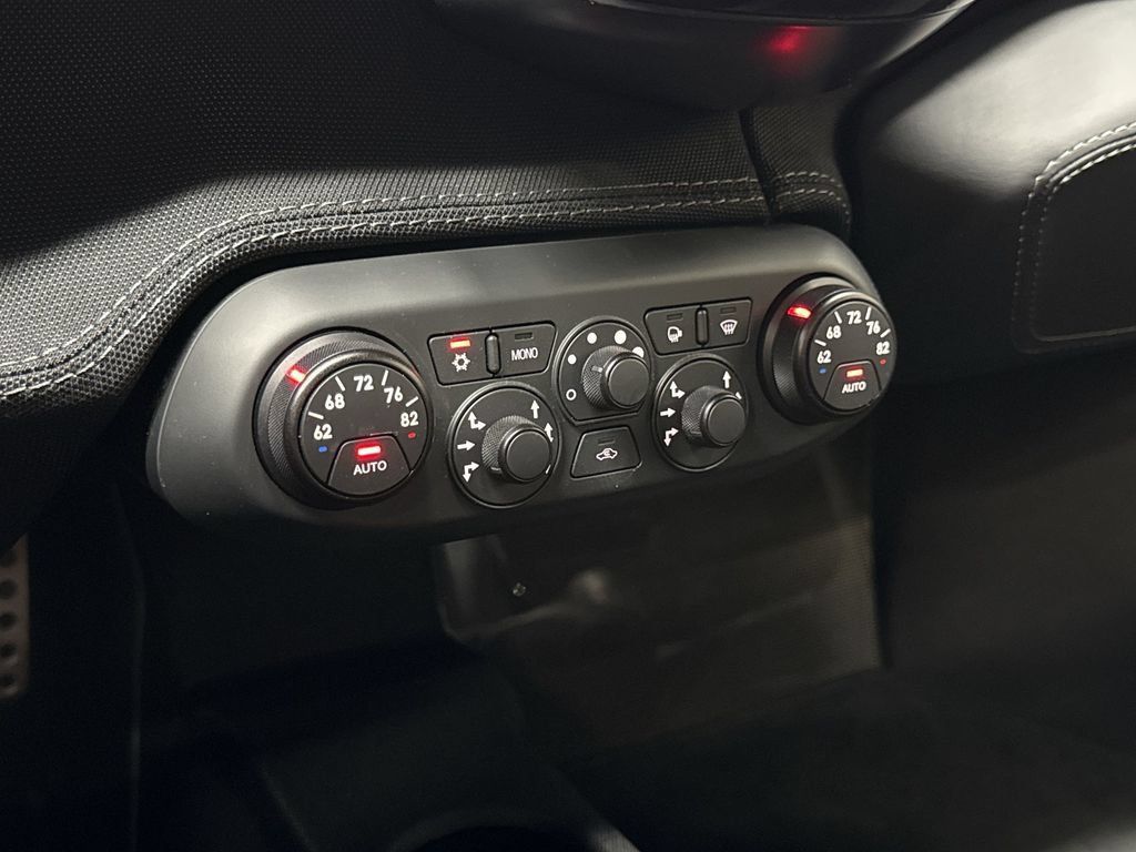 Certified 2015 Ferrari 458 Speciale Coupe RWD image 18
