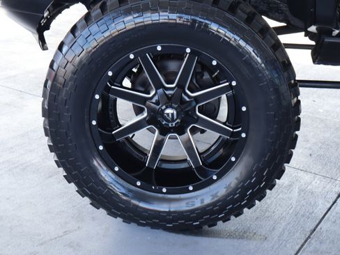 Used 2015 Chevrolet Silverado 2500 LTZ image 12